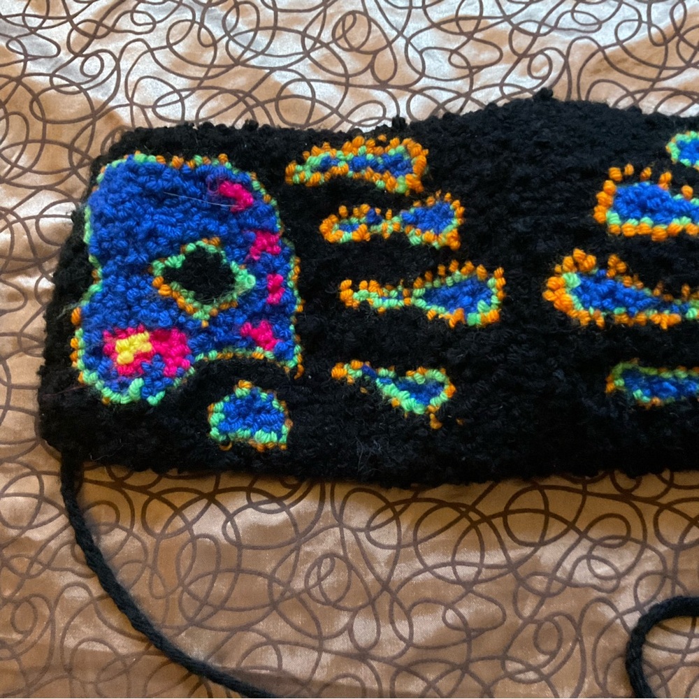 Rughooked Wool Colorful Patterned Belt - Picture 2 of 6